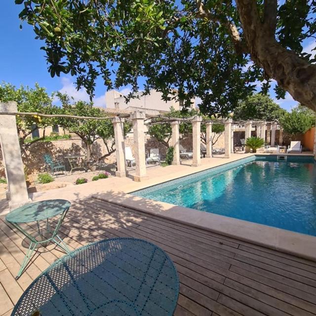 Petit Hotel